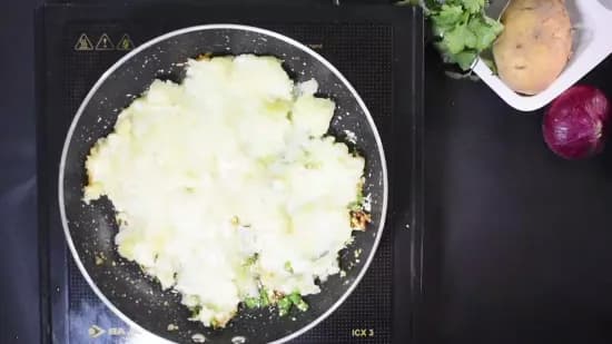 Aloo (Potato) Tikki Roll | How to make Potato Rolls 