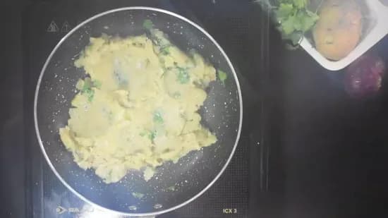 Aloo (Potato) Tikki Roll | How to make Potato Rolls 