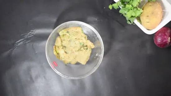 Aloo (Potato) Tikki Roll | How to make Potato Rolls 