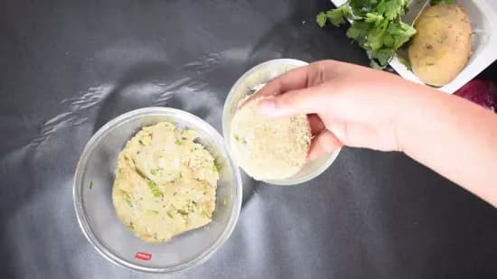 Aloo (Potato) Tikki Roll | How to make Potato Rolls 