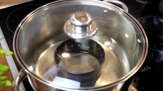 एगलेस प्लम केक | Eggless Plum Cake | No Oven Plum Cake