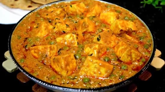 Matar Paneer Recipe | Shahi Matar Paneer