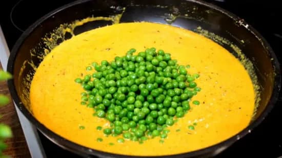 Matar Paneer Recipe | Shahi Matar Paneer