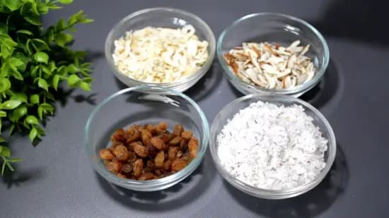 मावा गुजिया | Mawa Gujiya | Gujiya Indian Dessert | How to make Gujiya