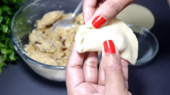 मावा गुजिया | Mawa Gujiya | Gujiya Indian Dessert | How to make Gujiya