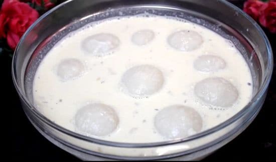 Mawa Pitha Recipe | Meetha Pitha Recipe | Bihari Mawa Khoya Pitha | Rice Flour Doodh Pitha