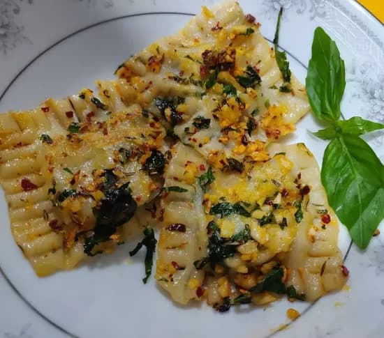 रावयोलि | Mushroom Ricotta Ravioli | How to make Ravioli