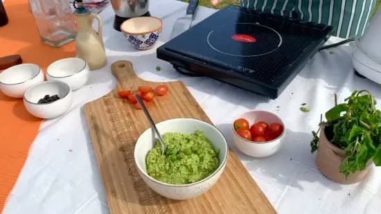 Pesto Crostini | Toasted Bread with Pesto