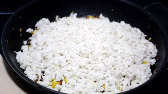 Poha | Maharashtrian Poha | Indian Breakfast Recipe