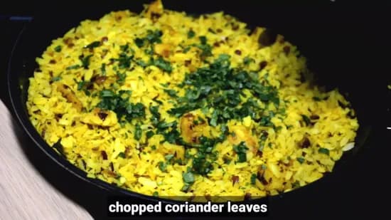 Poha | Maharashtrian Poha | Indian Breakfast Recipe