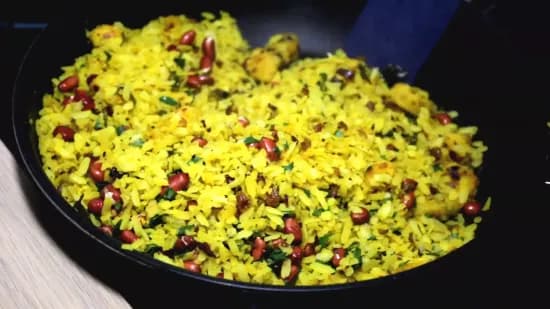 Poha | Maharashtrian Poha | Indian Breakfast Recipe