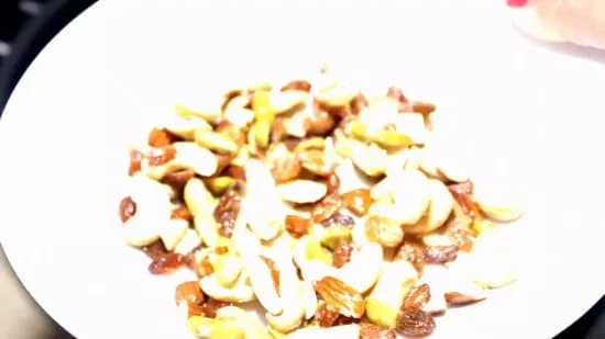 Sooji Halwa | Semolina Dessert | How to make Sooji Halwa