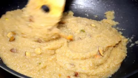 Sooji Halwa | Semolina Dessert | How to make Sooji Halwa
