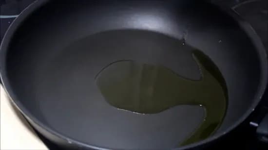 Tawa Paneer Burger | Cottage Cheese Burger