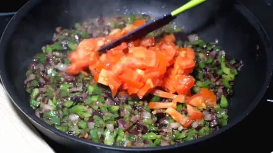 Tawa Paneer Burger | Cottage Cheese Burger