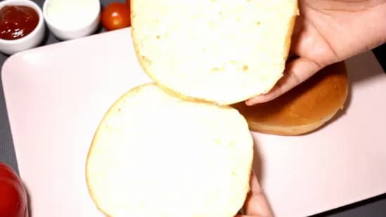 Tawa Paneer Burger | Cottage Cheese Burger