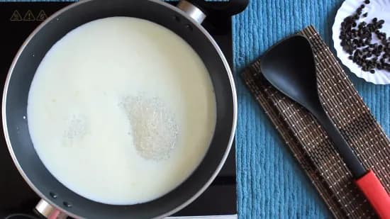 Eggless Ice-Cream Cones Waffle Sticks & Waffle Bowls