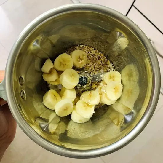 Banana oats smoothie | Healthy Banana Smoothie
