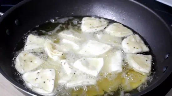 कुरकुरा नामक पारा | Crispy Namak Para | Nimki Recipe