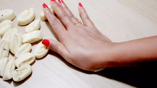 कुरकुरा नामक पारा | Crispy Namak Para | Nimki Recipe