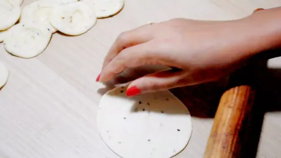 कुरकुरा नामक पारा | Crispy Namak Para | Nimki Recipe