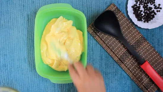 बिना अंडे के आइसक्रीम और वॉफ़ल कोन | Eggless Icecream and Waffle Cone