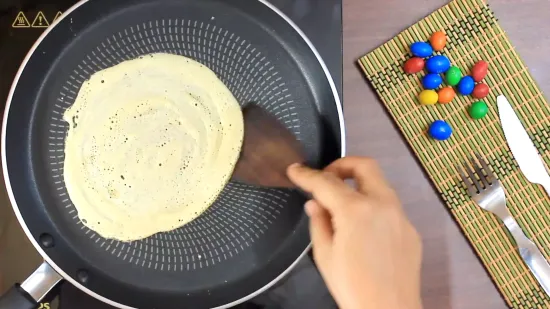 बिना अंडे के आइसक्रीम और वॉफ़ल कोन | Eggless Icecream and Waffle Cone