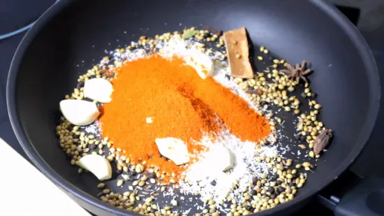 Misal Pav | Maharashtrian Misal Pav