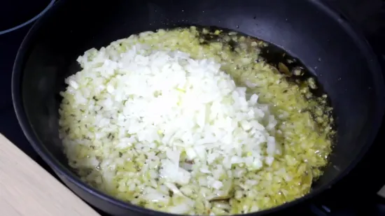 Misal Pav | Maharashtrian Misal Pav