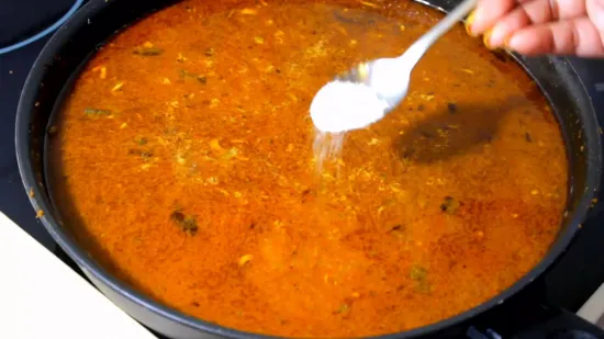 Misal Pav | Maharashtrian Misal Pav