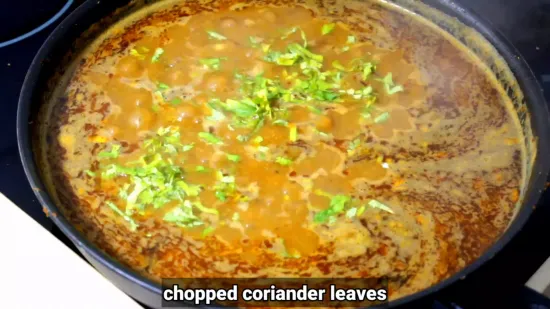 Misal Pav | Maharashtrian Misal Pav