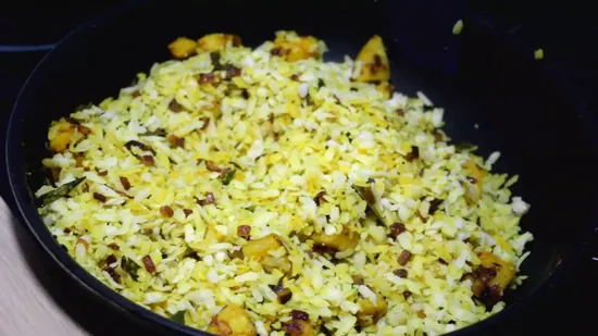 Poha | Maharashtrian Poha | Indian Breakfast Recipe