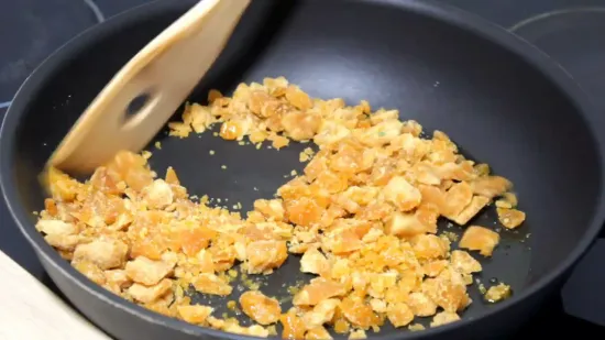 मुर्मुरा गुड लड्डू | Puffed Rice Dessert | Murmura Gud Laddu