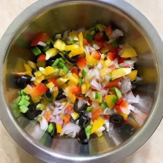 रोटी पिज्जा कप | Roti pizza cups