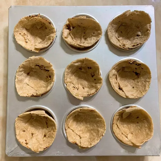 रोटी पिज्जा कप | Roti pizza cups