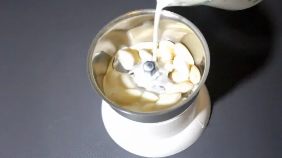 केसर बादाम दूध | Saffron Almond Milk | Kesar Badam Milk